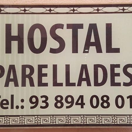 سيدجيس Hostal Parellades المظهر الخارجي الصورة