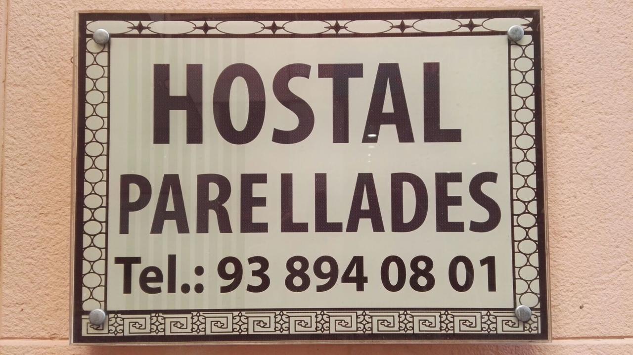 سيدجيس Hostal Parellades المظهر الخارجي الصورة